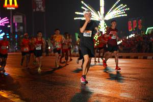 BIB: 22340
                            <button type="button" onclick="openModal(16204763)" class="btn btn-primary btn-sm float-right btn-popup" data-toggle="modal" data-target=".modal-high-quality">
                        <i class="fas fa-shopping-cart"></i> Add to Cart
                    </button>
                                            <button type="button" onclick="isThisMe(16204763, true)" class="btn btn-success btn-sm float-right btn-popup btn-isme hidden" data-toggle="tooltip" data-placement="bottom" title="นี่คือรูปของคุณใช่ไหม คลิกที่นี่เพื่อเอาเข้าอัลบั้ม">
                        <i class="fas fa-plus"></i> Add to album
                    </button>
                    <button type="button" onclick="isThisMe(16204763, false)" class="btn btn-warning btn-sm float-right btn-popup btn-isnotme hidden">
                        <i class="fas fa-ban"></i> Remove from album
                    </button>